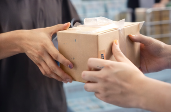 鹿优选、羊小咩、分期乐提现哪个划算?2026三大平台折损与时效横向测评